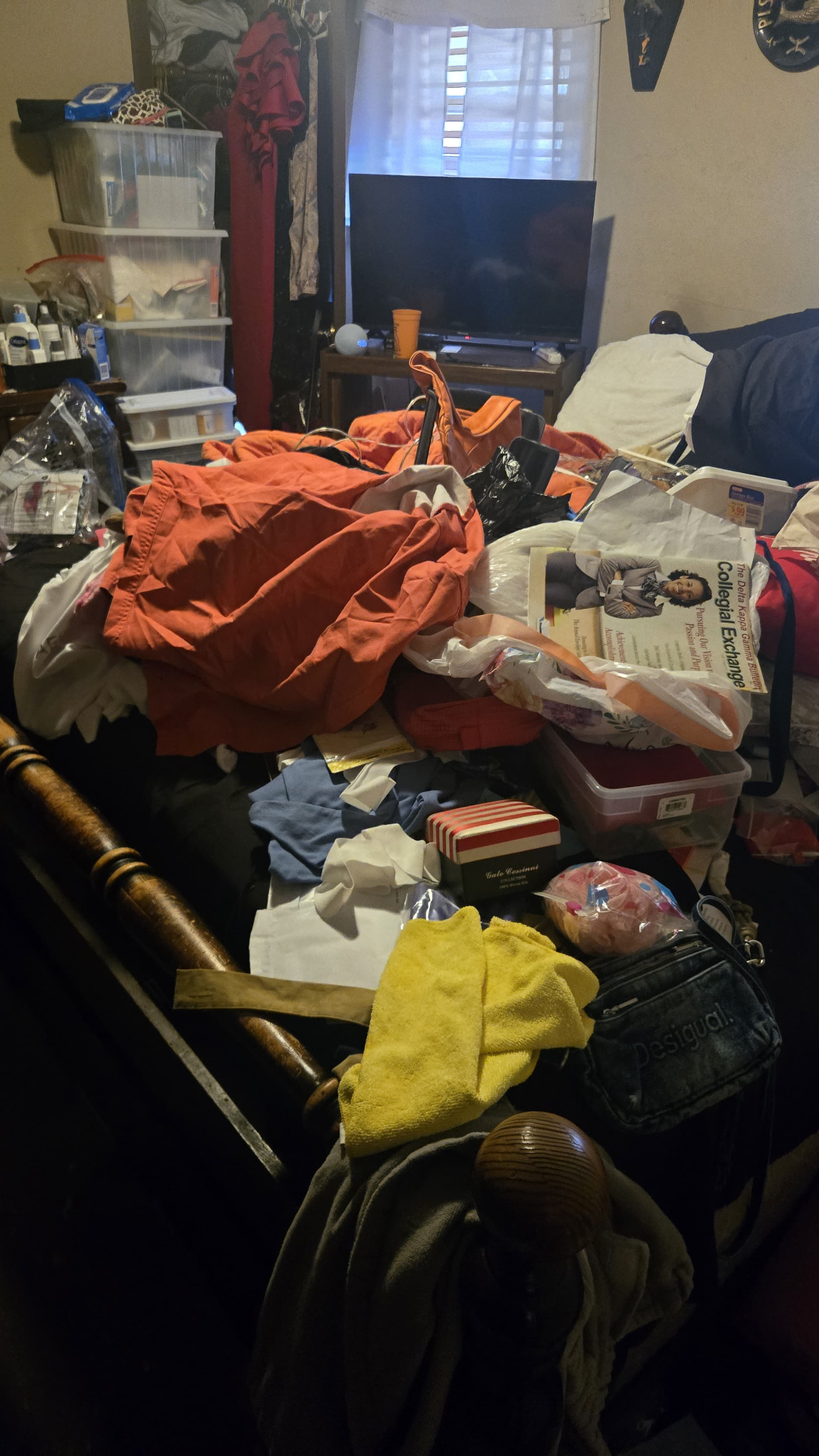 Bedroom reset before cleaning