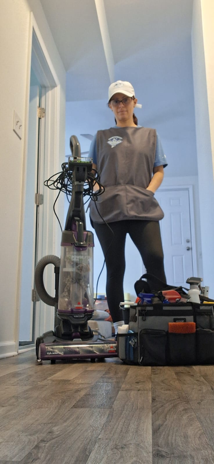 Diamond Home Chicago cleaner with equipment