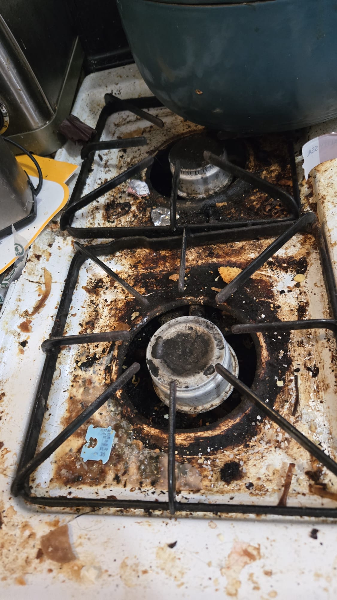 Stove before cleaning